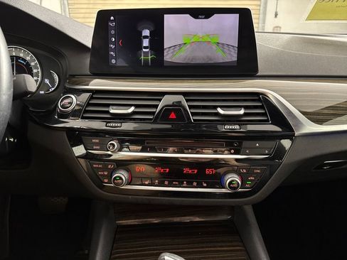 Used 2018 BMW 530e image 16