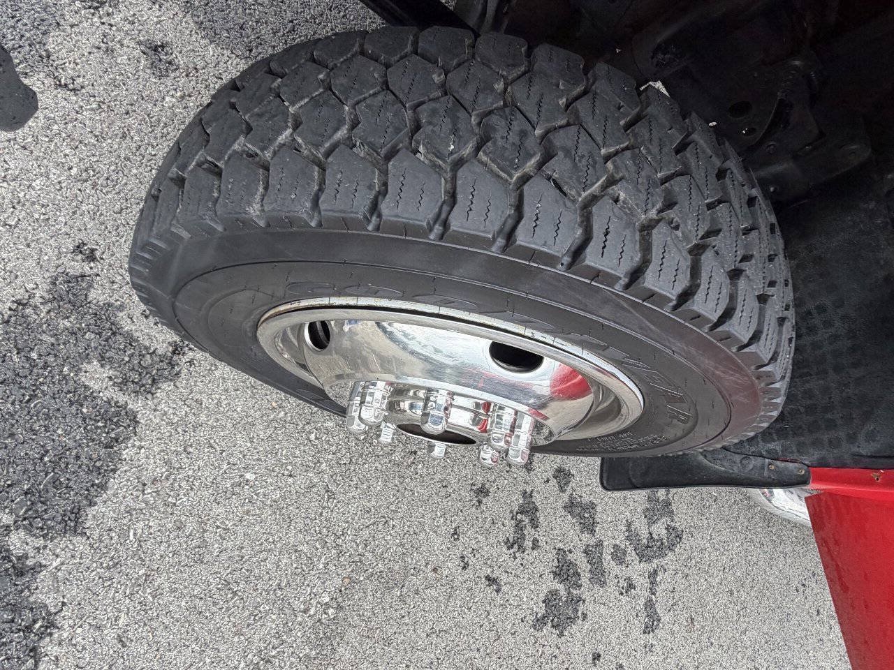 Used 1999 Ford F450 4x4 Regular Cab Super Duty image 86