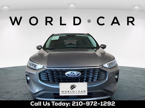 Used 2024 Ford Escape SE FWD image 8