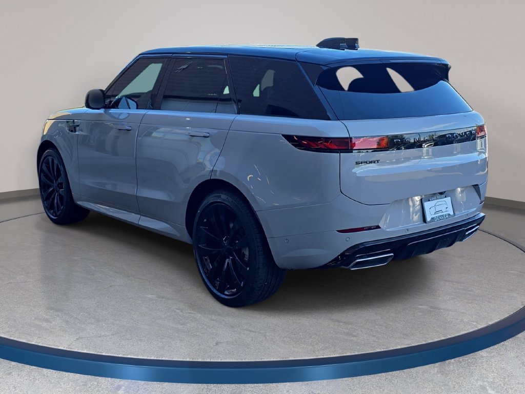 New 2027 Land Rover Range Rover Sport Dynamic SE AWD/4WD image 7