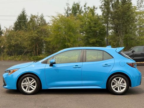 Used 2019 Toyota Corolla SE FWD image 2