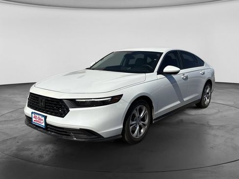 Used 2025 Honda Accord LX image 1