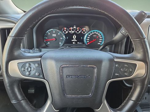 Certified 2017 GMC Sierra 2500 Denali image 24