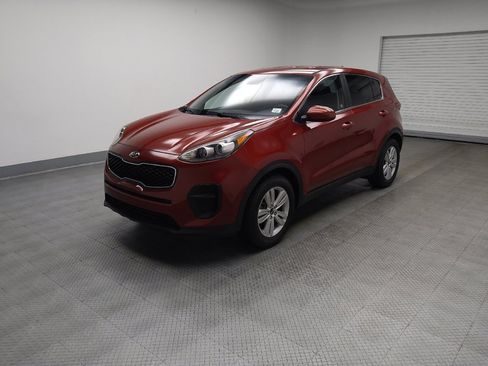 Used 2019 Kia Sportage LX FWD image 2