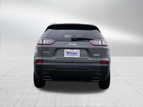 Used 2021 Jeep Cherokee Latitude Lux w/ Comfort/Convenience Group image 4