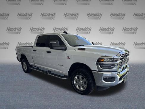 Used 2025 RAM 2500 Big Horn AWD/4WD image 2