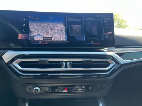 Certified 2023 BMW 330i xDrive Sedan w/ Premium Package AWD/4WD image 35