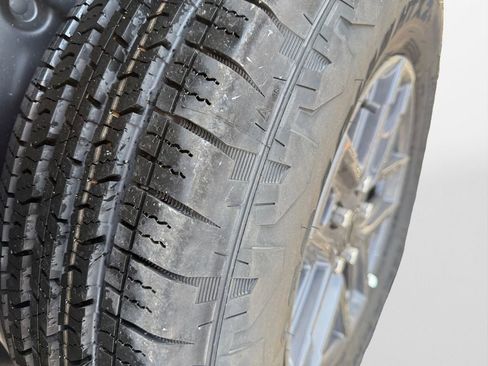 New 2025 Jeep Wrangler Sport S image 19