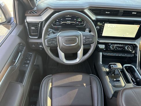 Used 2025 GMC Sierra 1500 Denali w/ Denali Reserve Package AWD/4WD image 29