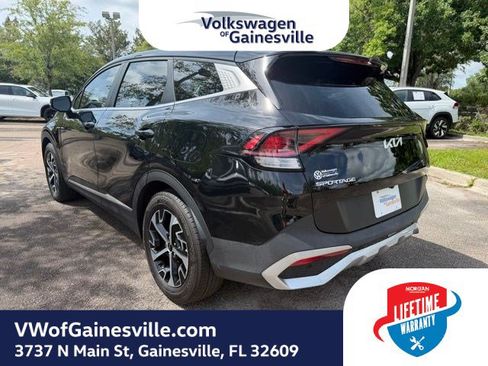 Used 2025 Kia Sportage EX FWD image 4