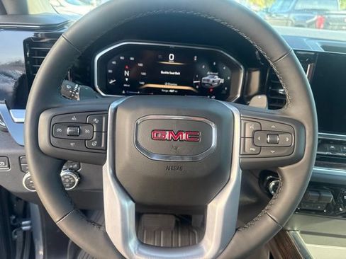 New 2026 GMC Sierra 1500 Elevation w/ Elevation Premium Package AWD/4WD image 18