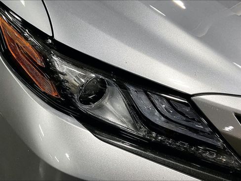 Used 2023 Toyota Camry XSE w/ Cold Weather Package FWD image 28