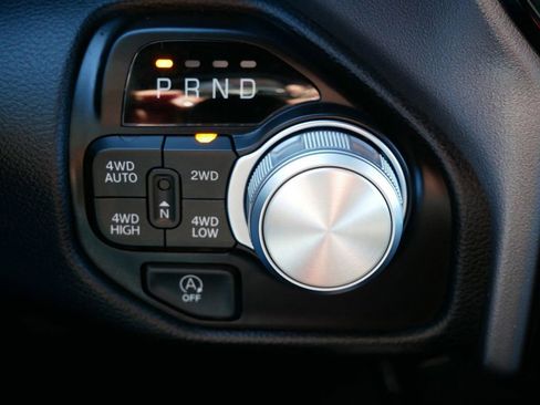 Used 2024 RAM 1500 Laramie image 24