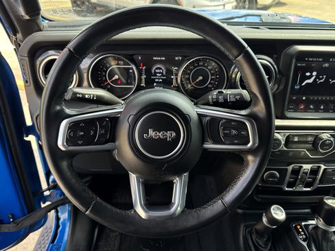 Used 2021 Jeep Wrangler Unlimited Sahara image 19