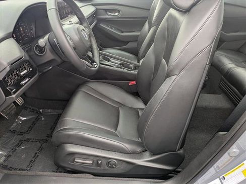Used 2025 Honda Accord Sport image 16