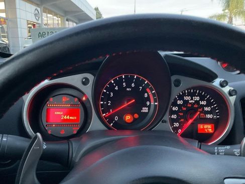 Used 2020 Nissan 370Z Touring Sport image 18