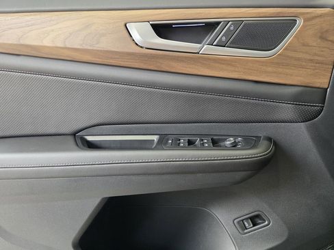 New 2026 Volkswagen Atlas SE FWD image 18