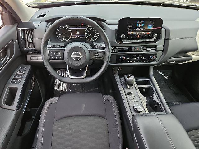 Certified 2024 Nissan Pathfinder S AWD/4WD image 12