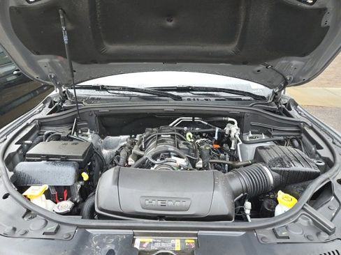 Used 2025 Dodge Durango R/T image 32