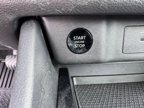 Used 2024 Nissan Rogue S AWD/4WD image 25