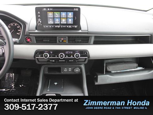 Certified 2025 Honda Pilot EX-L image 18
