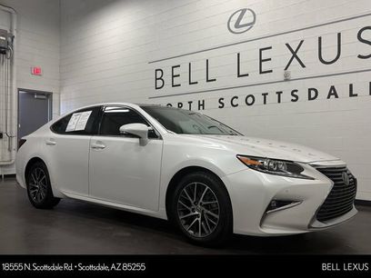 Used 2016 Lexus ES 350 w/ Navigation System Package