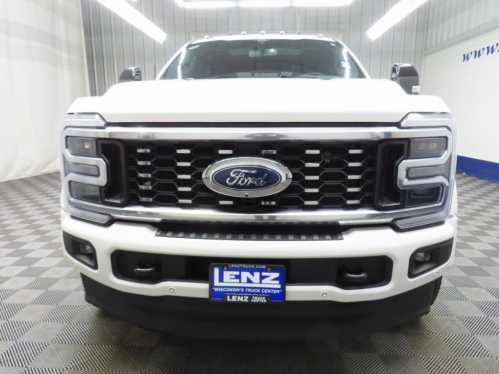 Used 2025 Ford F450 Platinum w/ FX4 Off-Road Package AWD/4WD image 42