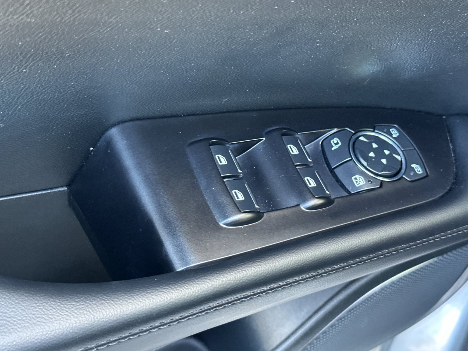 Certified 2023 Lincoln Nautilus FWD w/ Premium Package image 11