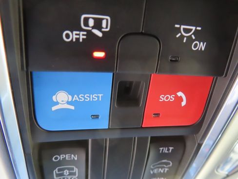 New 2025 Jeep Grand Cherokee Altitude image 13