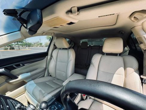 Used 2011 Acura TL w/ Technology Package image 8