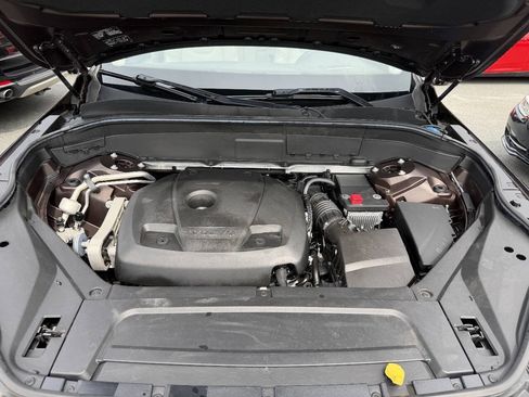 Used 2018 Volvo XC90 T6 Momentum w/ Convenience Package AWD/4WD image 23