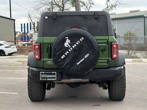 Used 2023 Ford Bronco Wildtrak image 7