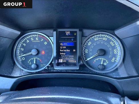 Certified 2023 Toyota Tacoma TRD Off-Road image 26