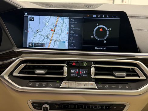 Used 2021 BMW X5 xDrive40i w/ Premium Package image 32