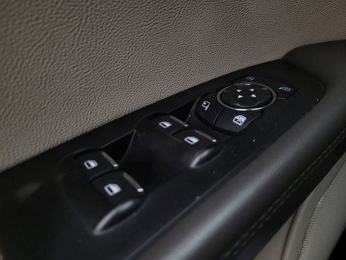 Used 2019 Lincoln Nautilus Select AWD/4WD image 27