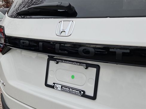 New 2025 Honda Pilot EX-L image 5