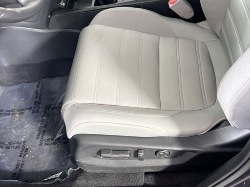 Used 2022 Honda CR-V EX image 18