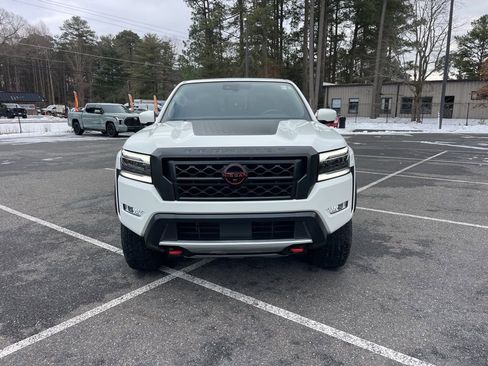 Used 2024 Nissan Frontier PRO-4X w/ Pro Premium Package image 3