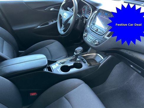 Used 2023 Chevrolet Malibu LT image 18