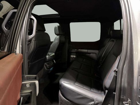 Used 2022 Ford F150 Lariat w/ Equipment Group 502A High image 27