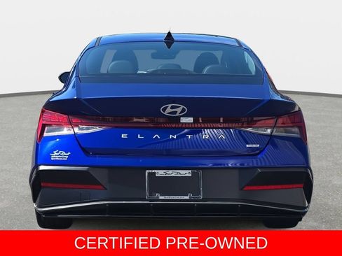 Certified 2025 Hyundai Elantra Limited FWD image 6