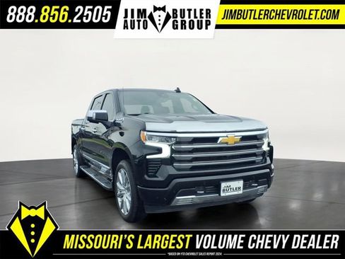 Used 2023 Chevrolet Silverado 1500 High Country w/ High Country Premium Package AWD/4WD image 26