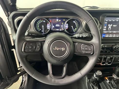 Used 2023 Jeep Wrangler Unlimited w/ 8.4" Radio Group image 14