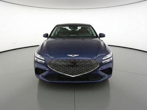 Used 2025 Genesis G70 2.5T image 2