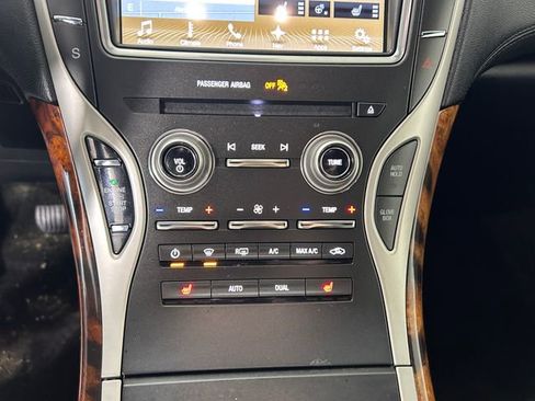 Used 2017 Lincoln MKX Select w/ Select Plus Package image 24