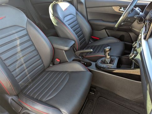 Used 2022 Kia Forte GT image 12