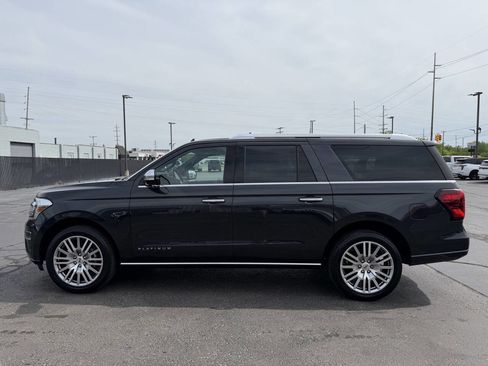 Used 2023 Ford Expedition Max Platinum AWD/4WD image 5