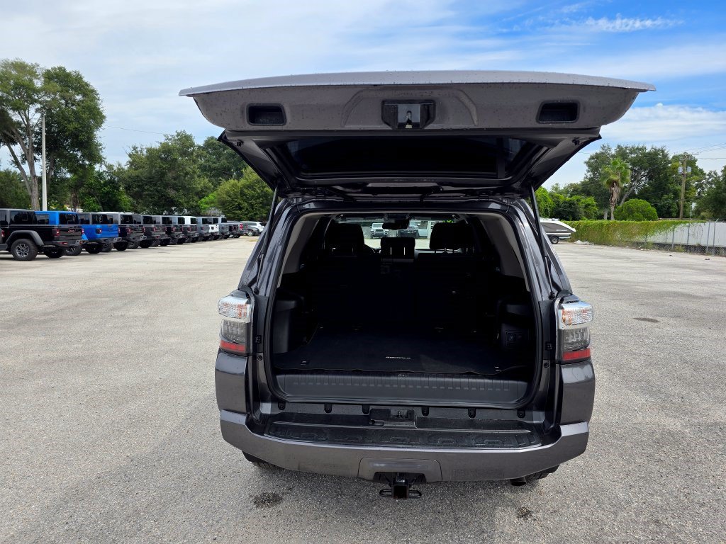 Used 2023 Toyota 4Runner SR5 RWD image 38