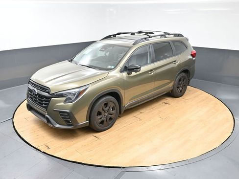 Used 2023 Subaru Ascent Onyx Edition Limited AWD/4WD image 3