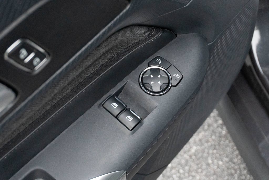 Used 2024 Ford Mustang GT RWD image 17